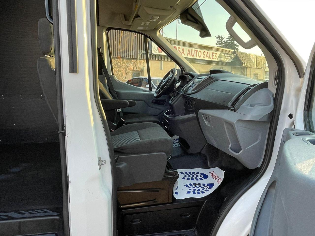 2019 Ford Transit T-250 148" Med Rf 9000 GVWR Sliding LOW KM B-TOOTH - Photo #13