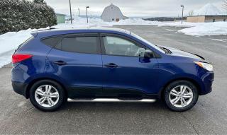 2013 Hyundai Tucson 2.4 L  4 Cylinder  AWD - Photo #13