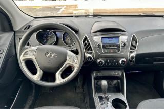 2013 Hyundai Tucson 2.4 L  4 Cylinder  AWD - Photo #18