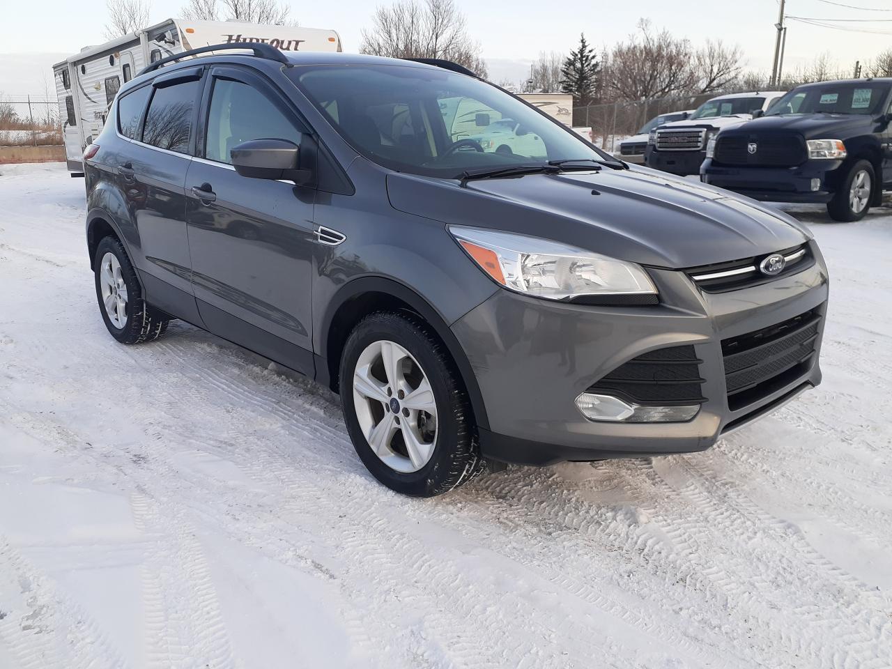2014 Ford Escape SE AWD, Htd Seats, BU Cam, Alloys - Photo #1