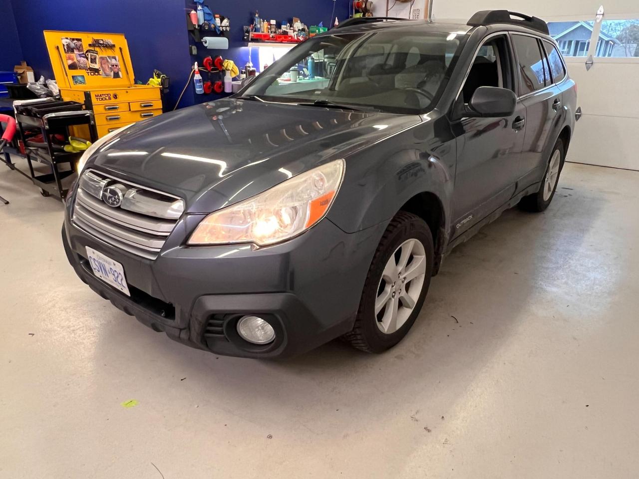 2014 Subaru Outback 2.5i Convenience Package w/PZEV (CVT)