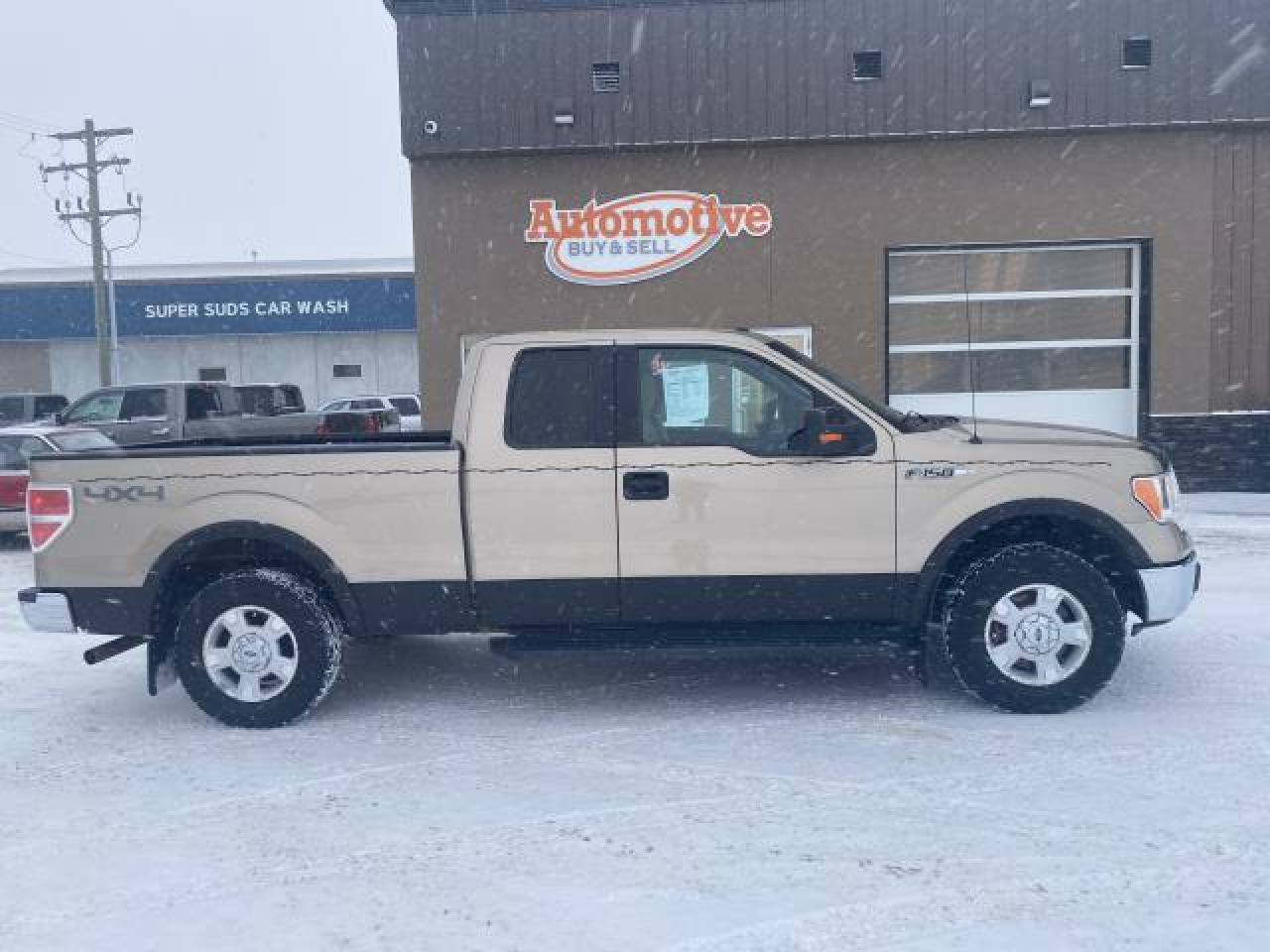 2011 Ford F-150 XLT SUPERCAB 6.5-FT.