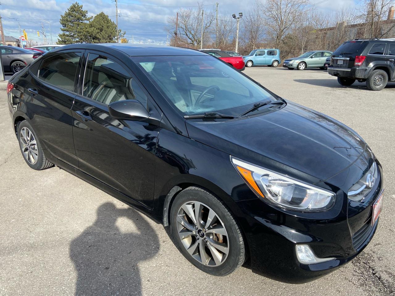 2016 Hyundai Accent SE ** HTD SEATS, SNRF, BLUETOOTH  **