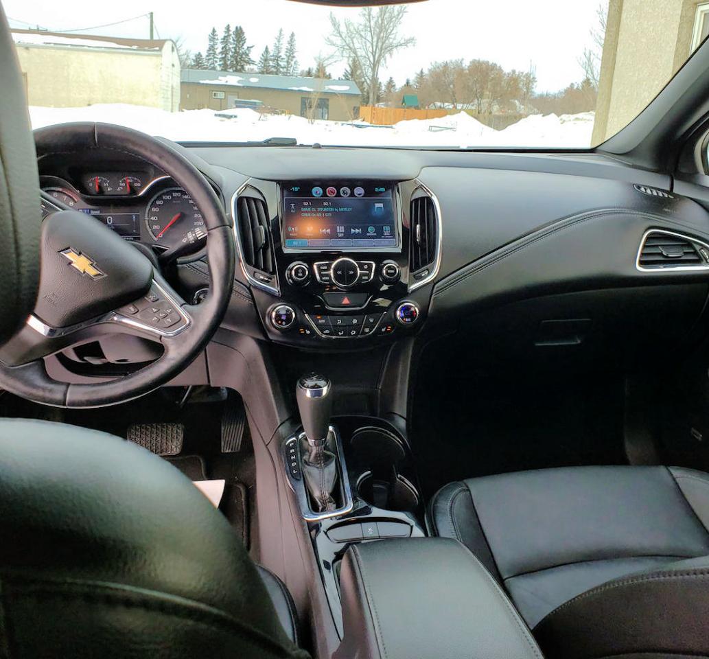 2017 Chevrolet Cruze RS Premier Leather, Sunroof, - Photo #14