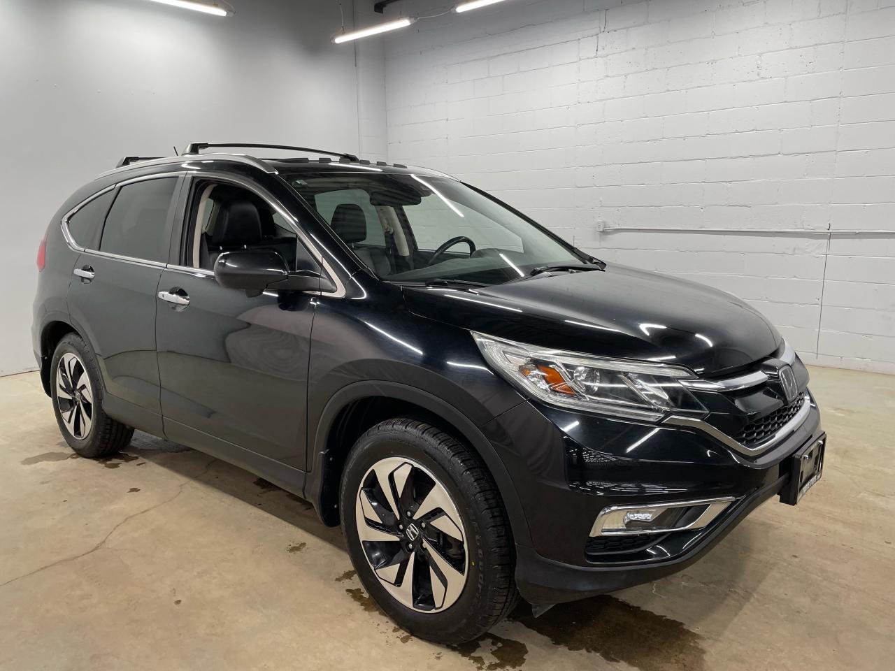 2015 Honda CR-V Touring Photo24