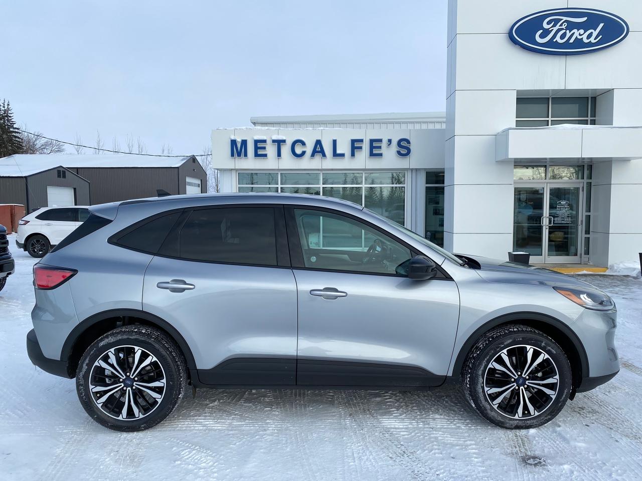Image - 2022 Ford Escape 
