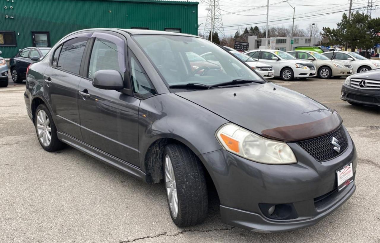 2010 Suzuki SX4  - Photo #1