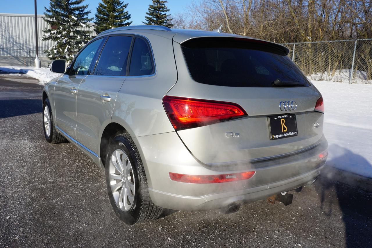 2015 Audi Q5 1 OWNER / 3.0T / TECHNIK / STUNNING COMBO / LOADED Photo2