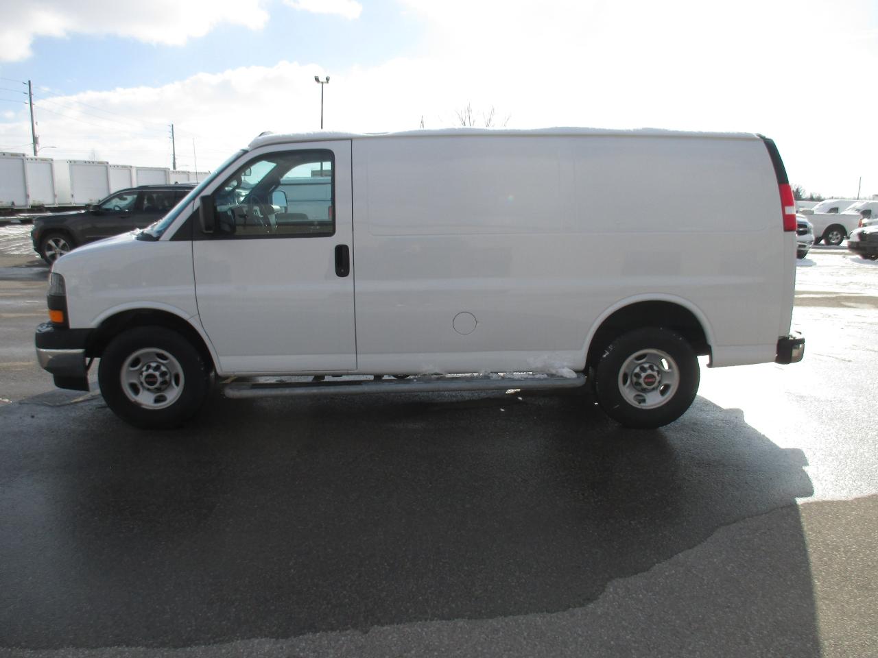 2020 GMC Savana 2500 RWD 2500 135"