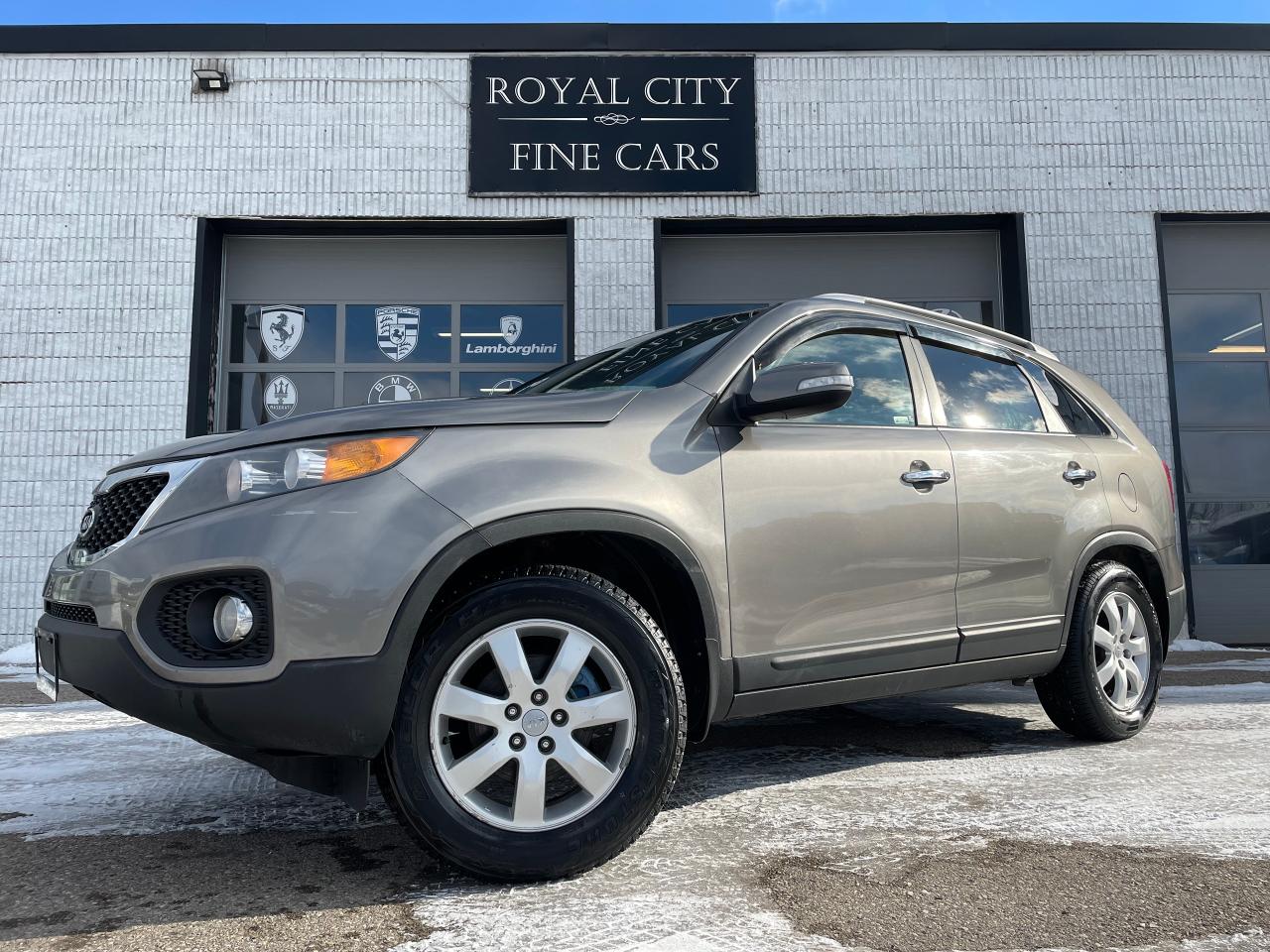 2012 Kia Sorento AWD LX! CLEAN CARFAX!