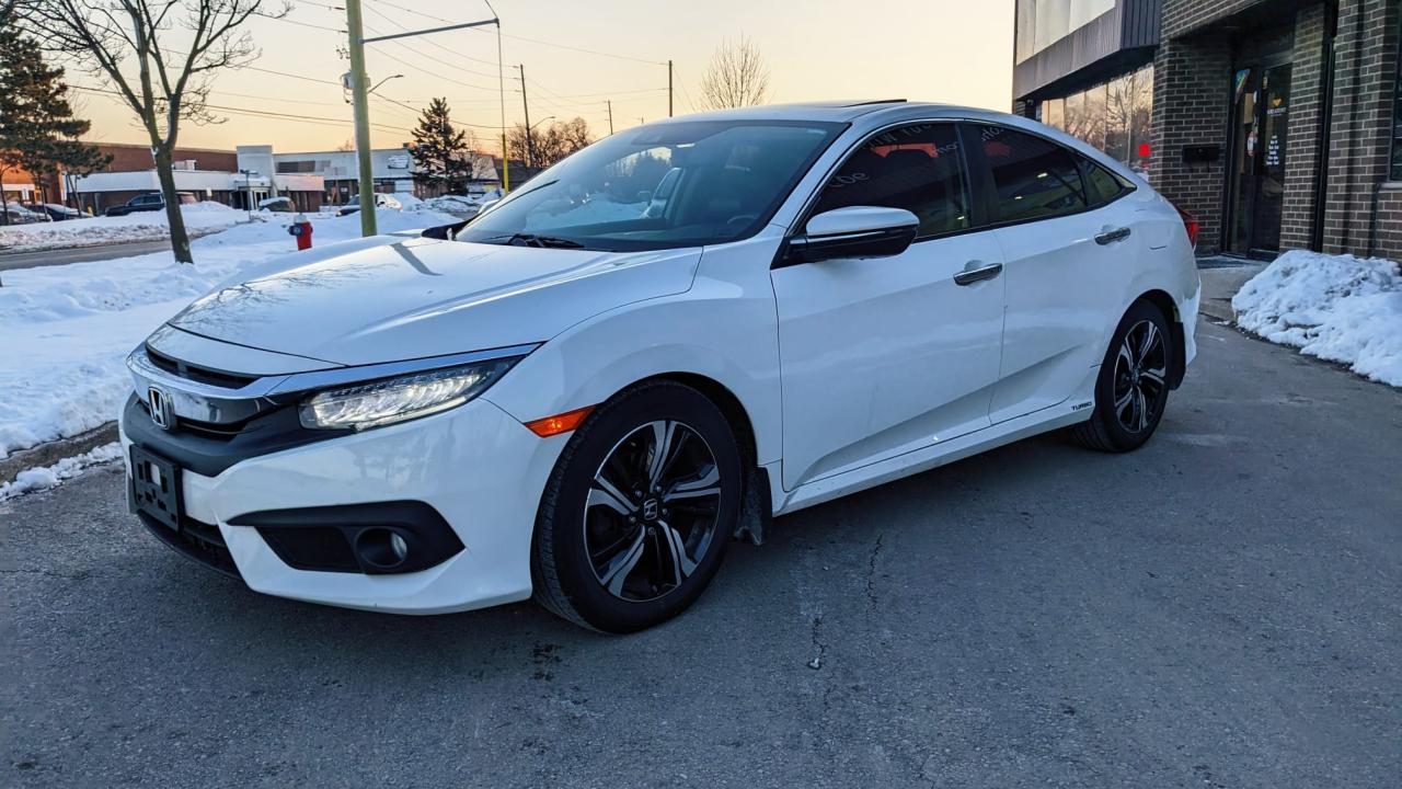 2017 Honda Civic Touring Photo3