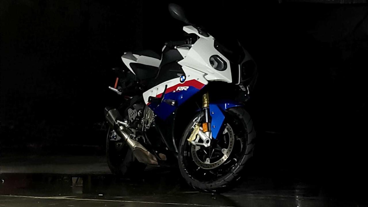Used 2011 BMW S1000RR | $0 DOWN, EVERYONE APPROVED! for sale in Calgary, AB