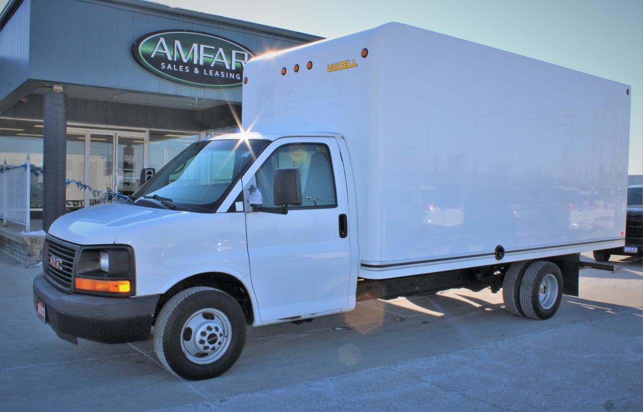 2013 GMC Savana 3500 RWD DRW Cube Van 177" WB
