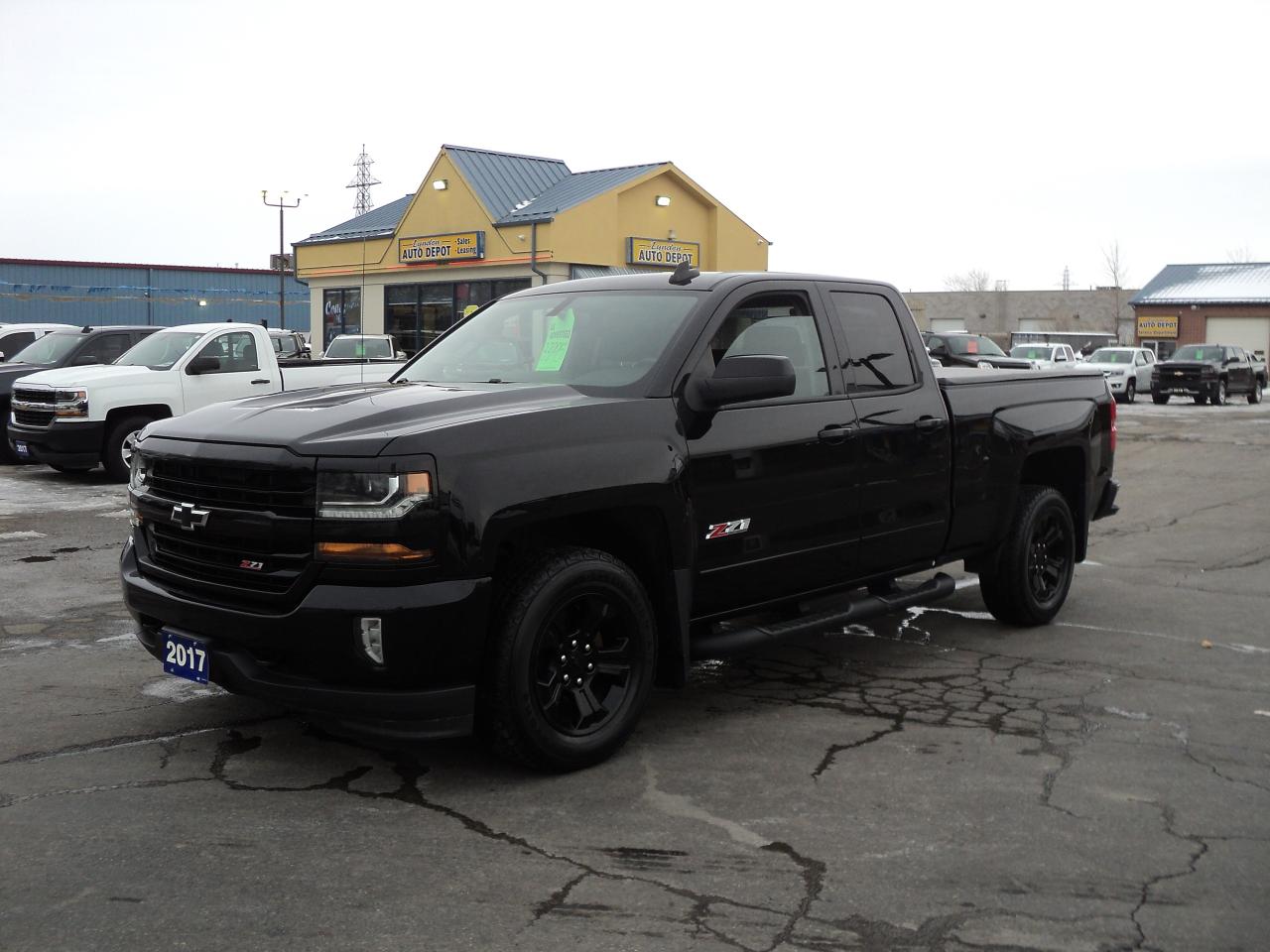 2017 Chevrolet Silverado 1500 LT DoubleCab Z71 4x4 5.3L 6.5ftBox HeatedSeats