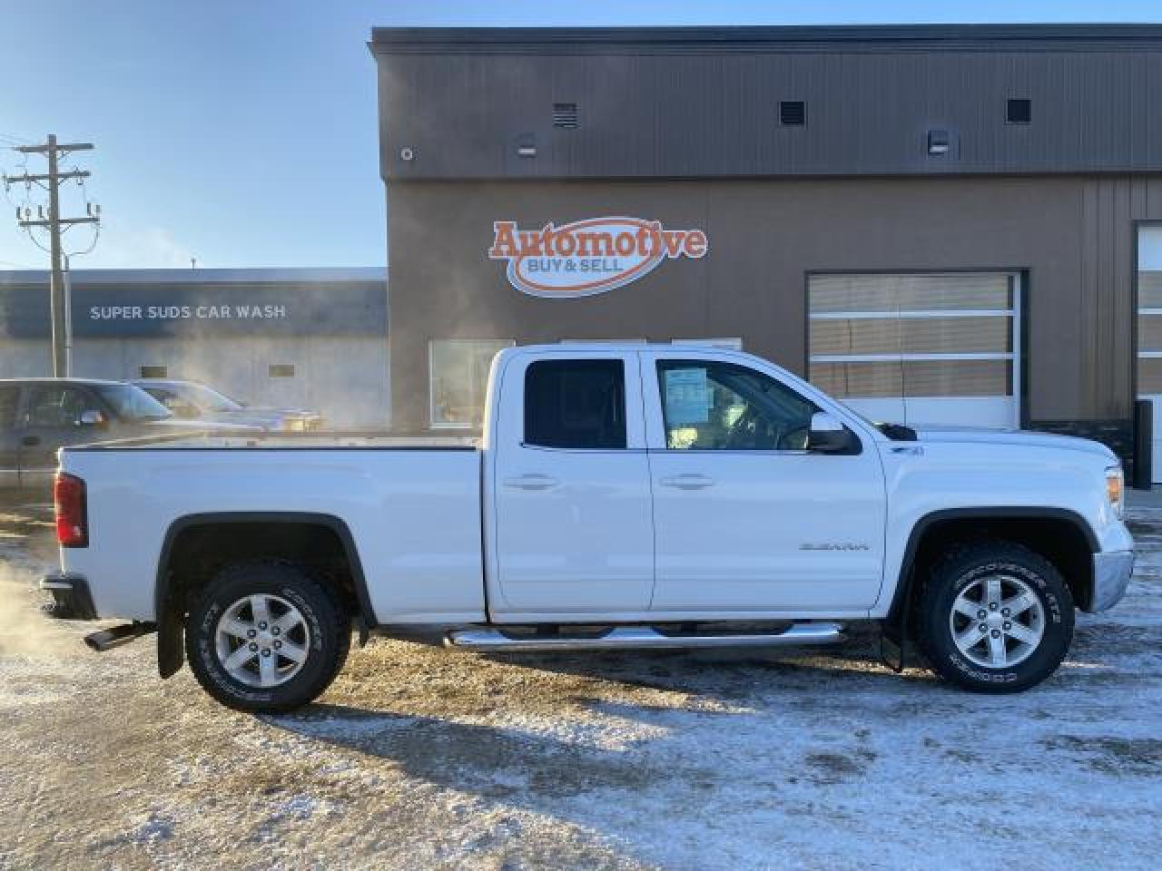 2014 GMC Sierra 1500 SLE Ext. Cab 4WD - Photo #1