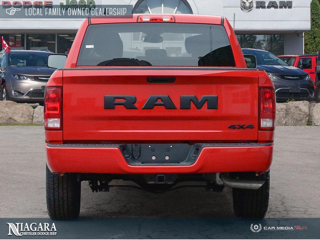 2023 RAM 1500 Classic Night Edition - Photo #5