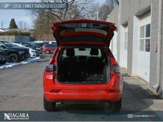 2023 Jeep Compass (RED) - Photo #11