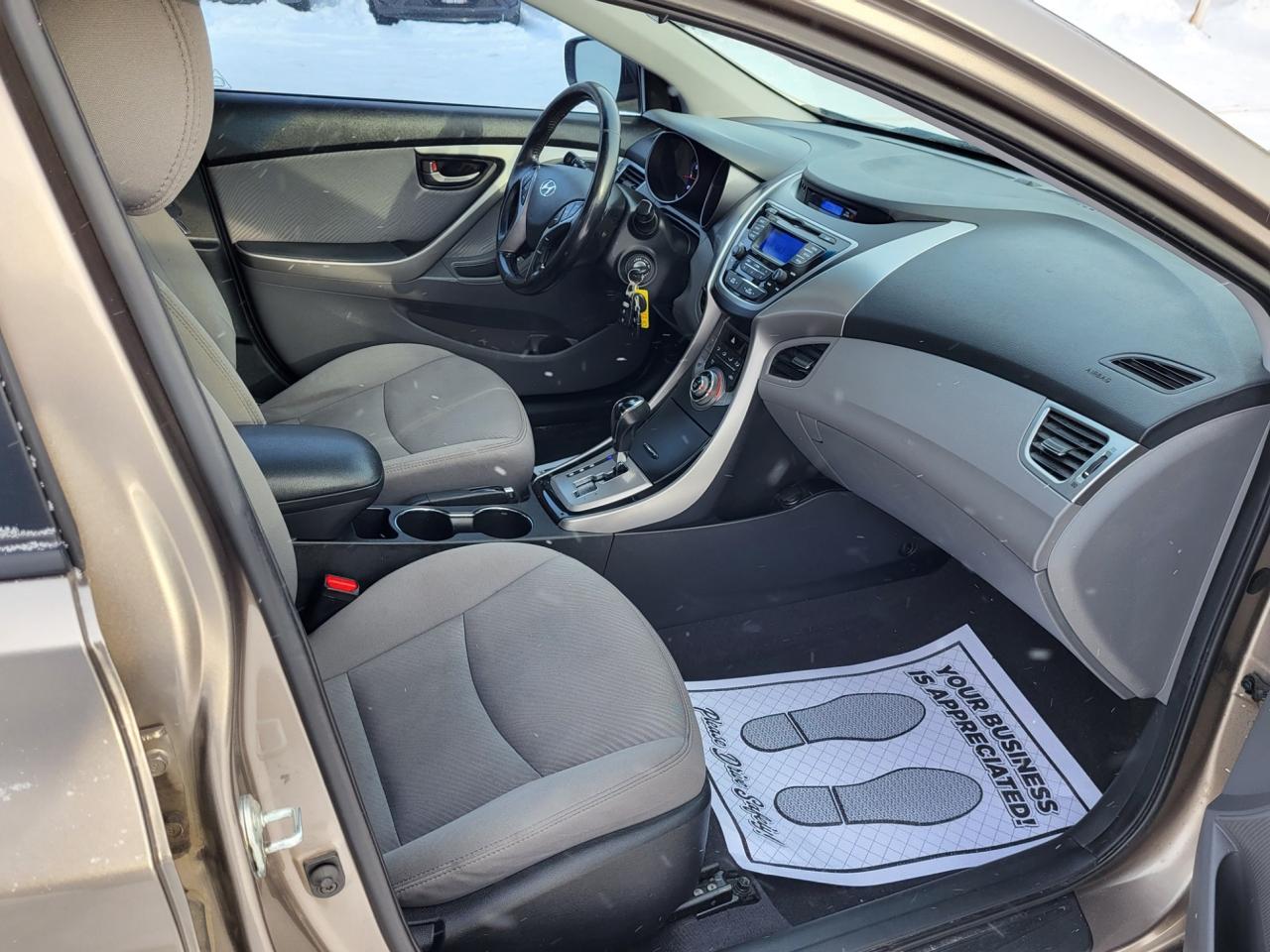 2013 Hyundai Elantra GLS Photo