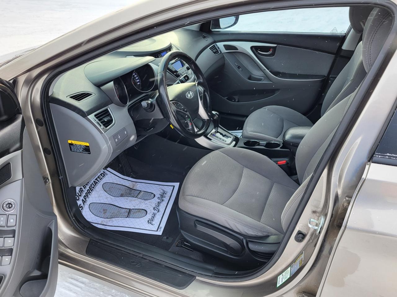 2013 Hyundai Elantra GLS Photo