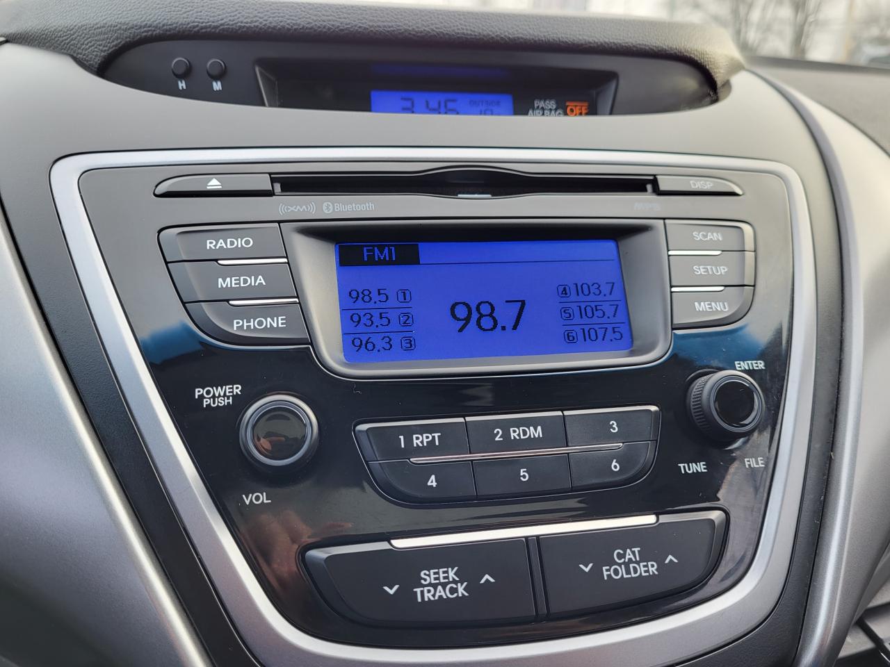 2013 Hyundai Elantra GLS Photo