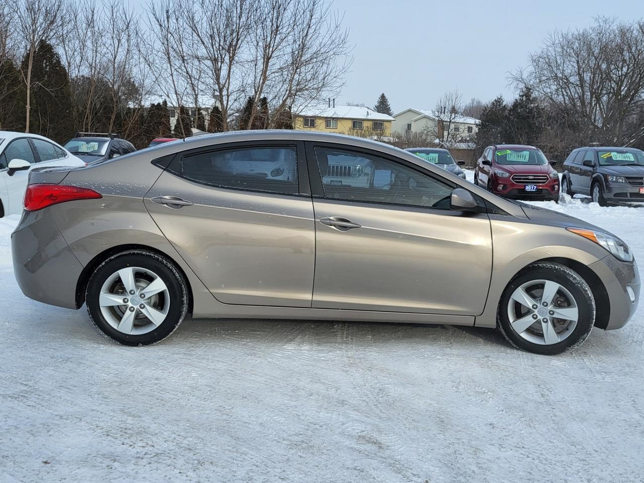 2013 Hyundai Elantra GLS Photo