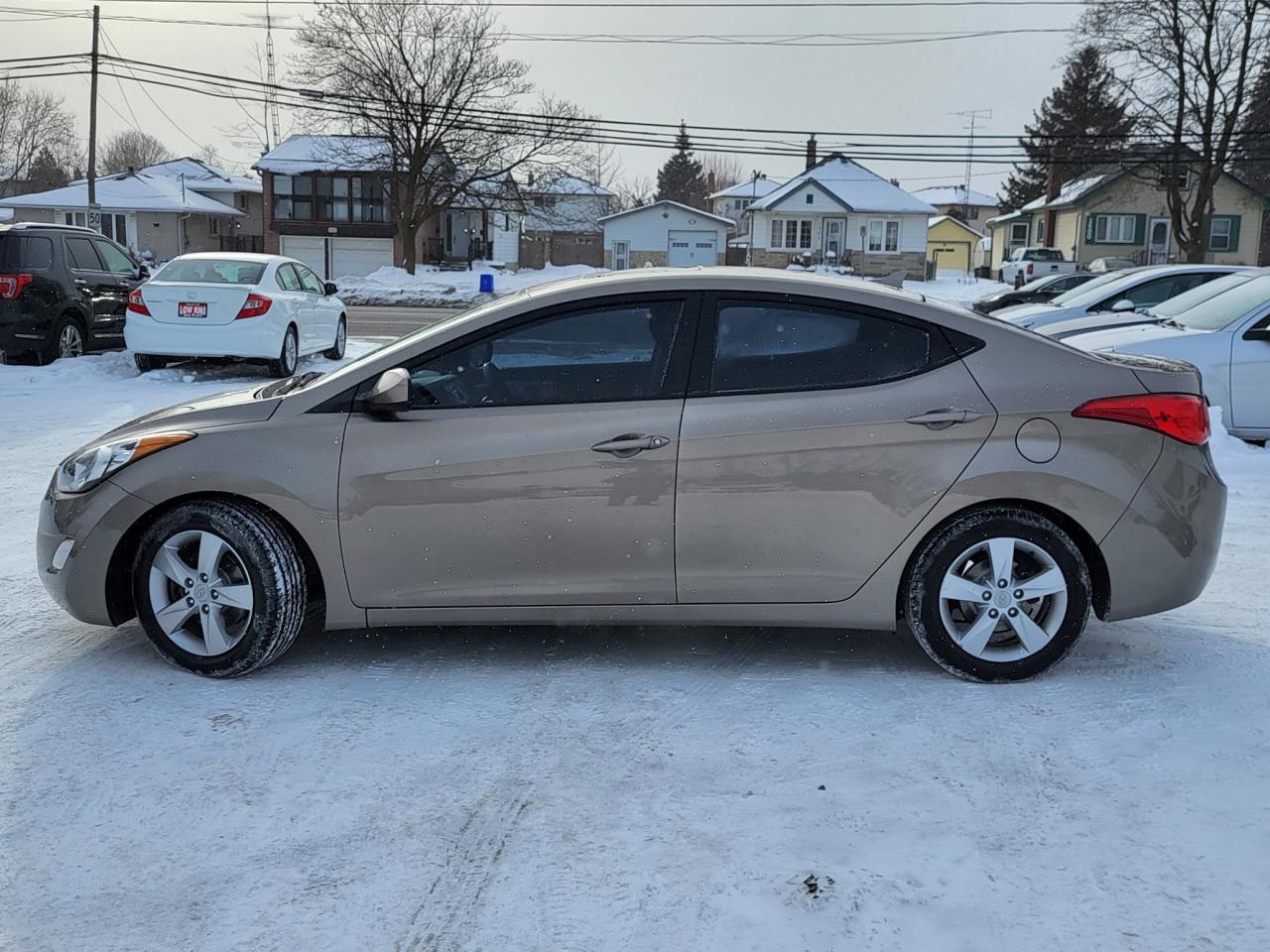 2013 Hyundai Elantra GLS Photo