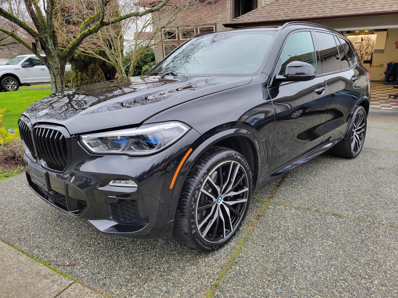 2020 BMW X5  - Photo #1