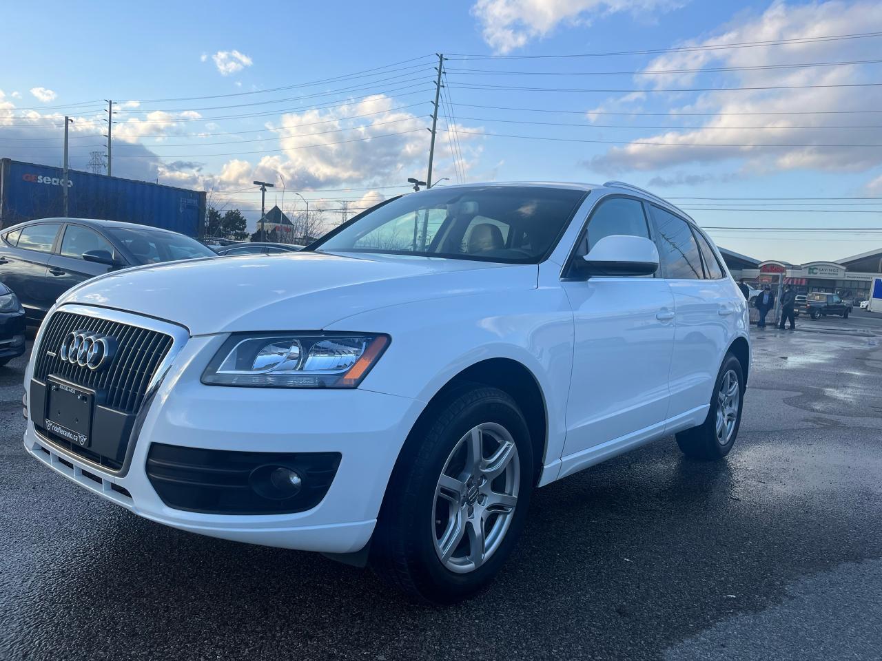 2011 Audi Q5 2.0L Premium Plus - Photo #1