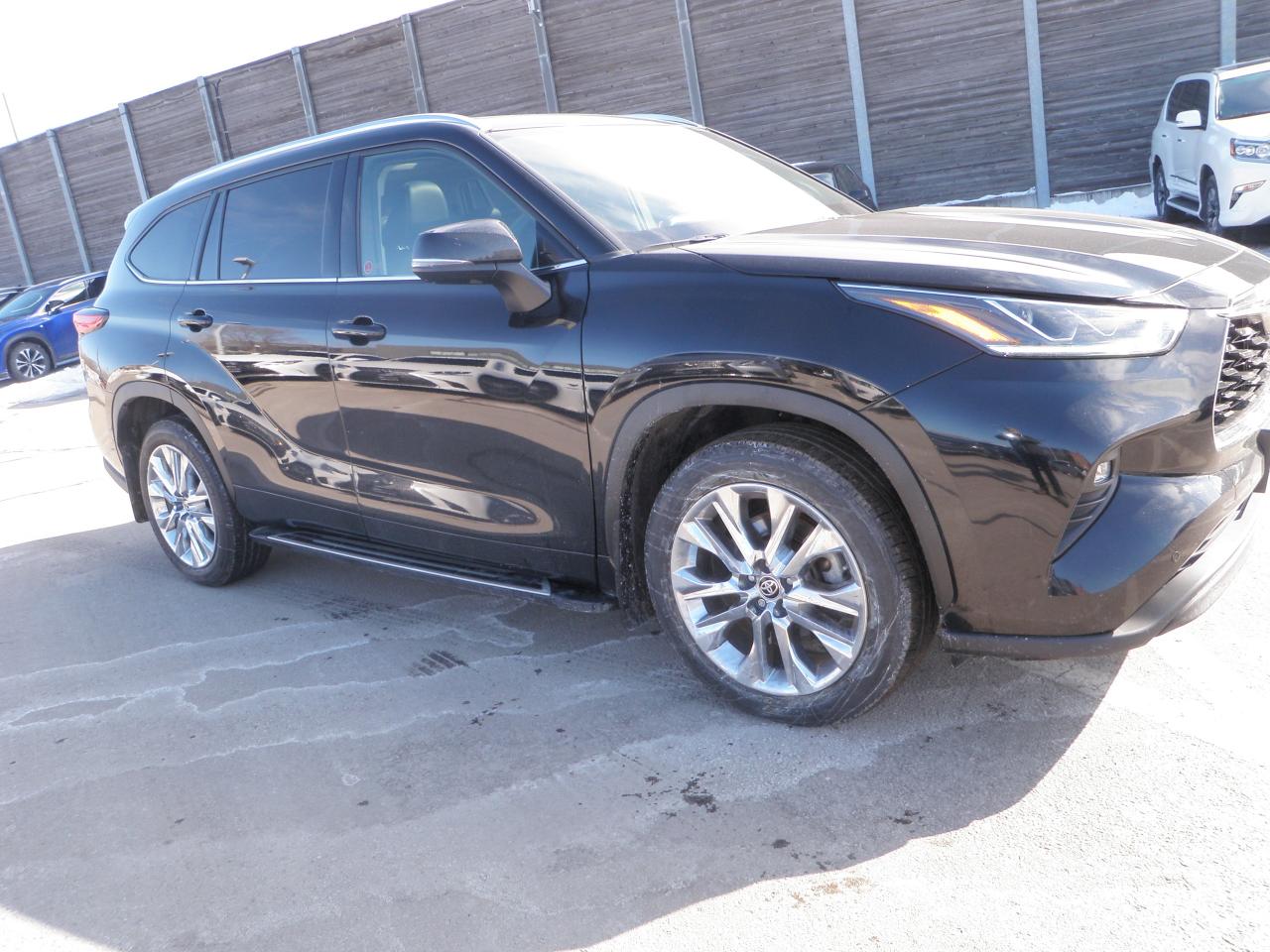 2020 Toyota Highlander LIMITED AWD - Photo #1