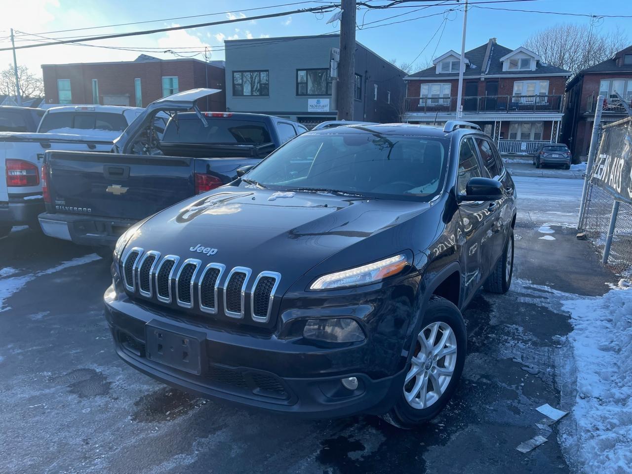 Used 2015 Jeep Cherokee North *BACKUP CAMERA, HEATED STEERING AND SEATS* for sale in Hamilton, ON