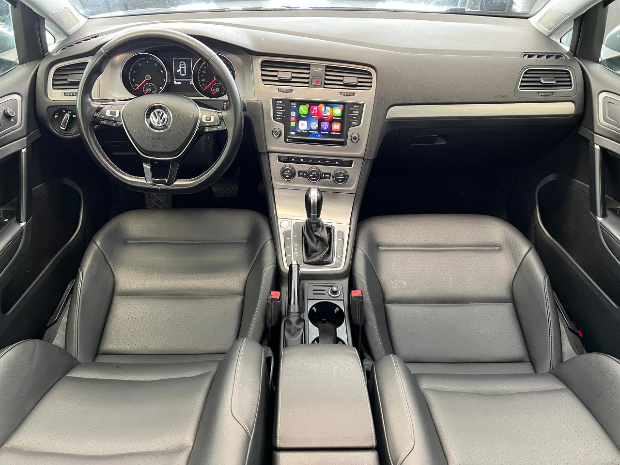 2017 Volkswagen Golf COMFORTLINE+Leather+Roof+New Tires+CLEAN Carfax - Photo #7