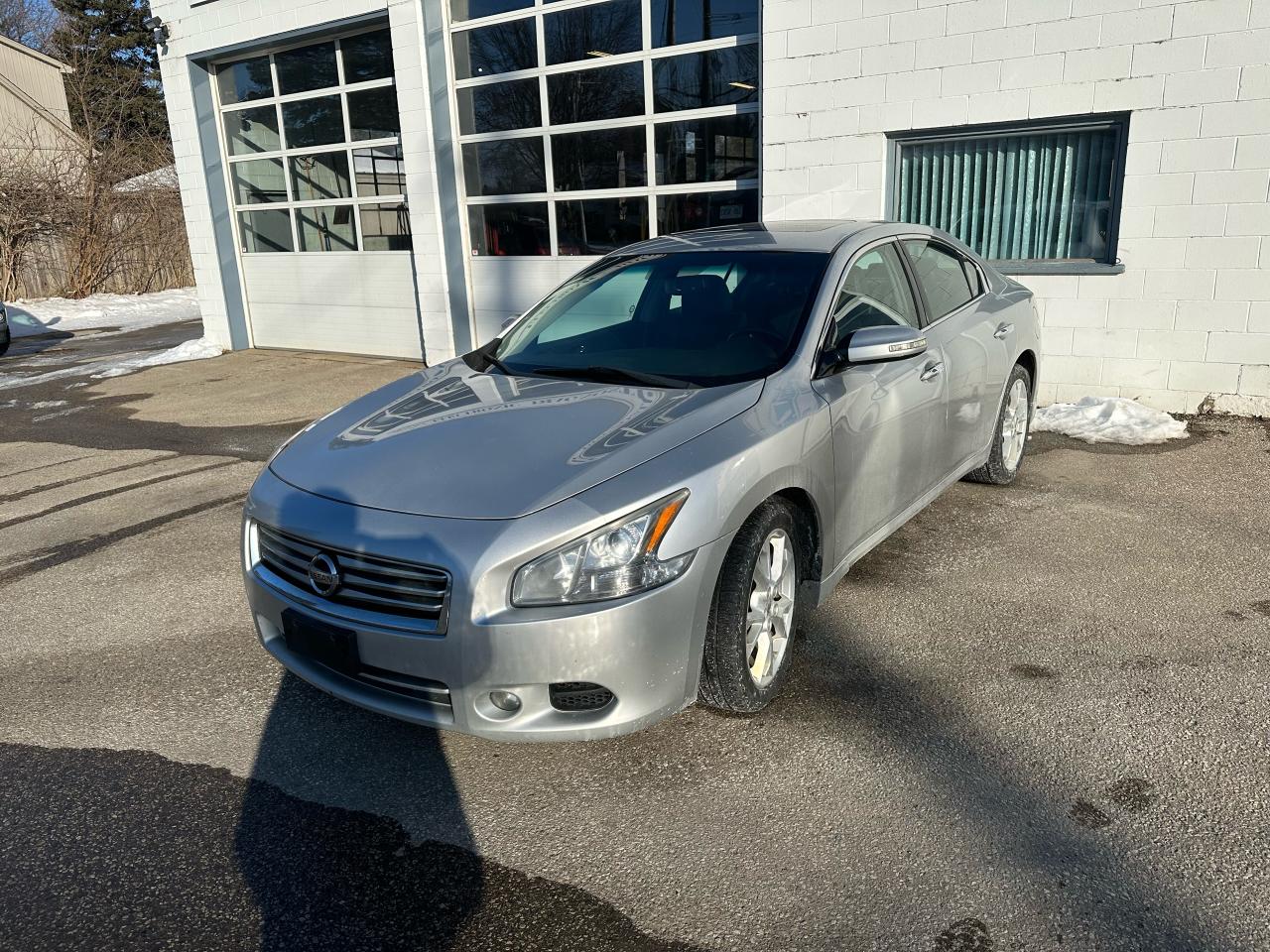 2012 Nissan Maxima 3.5 SV - Photo #1