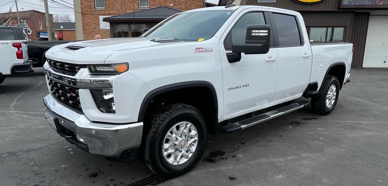 2022 Chevrolet Silverado LT 3500HD Crew Cab Diesel 4x4 1-Ton