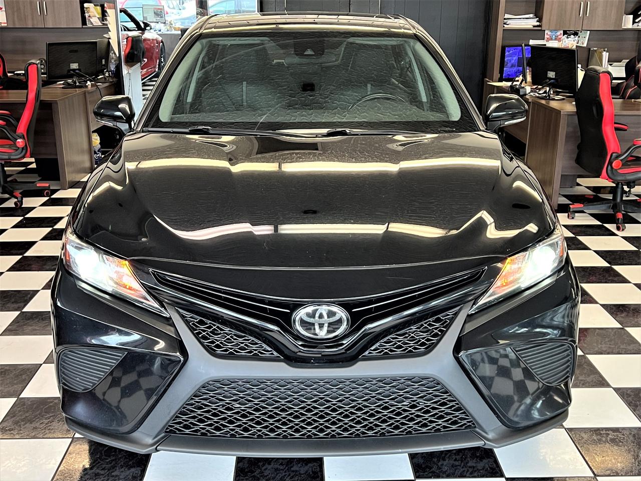 2019 Toyota Camry SE+Camera+ApplePlay+CLEAN CARFAX - Photo #6