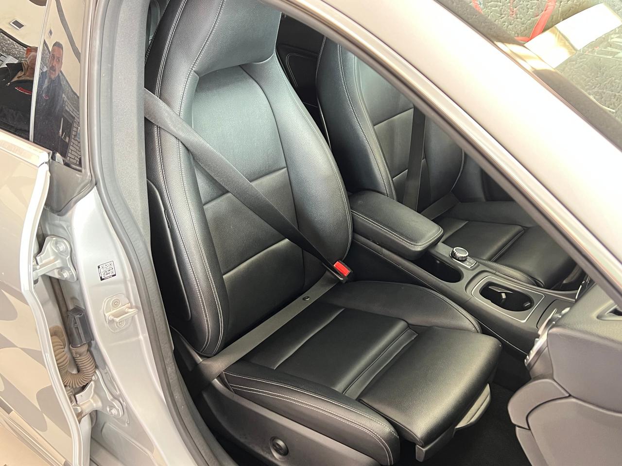 2016 Mercedes-Benz CLA-Class CLA250+GPS+New Tires+Power Heated Leather Seats - Photo #22