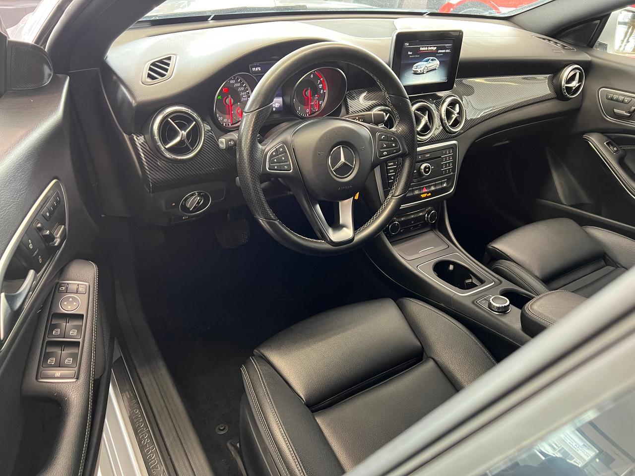 2016 Mercedes-Benz CLA-Class CLA250+GPS+New Tires+Power Heated Leather Seats - Photo #18