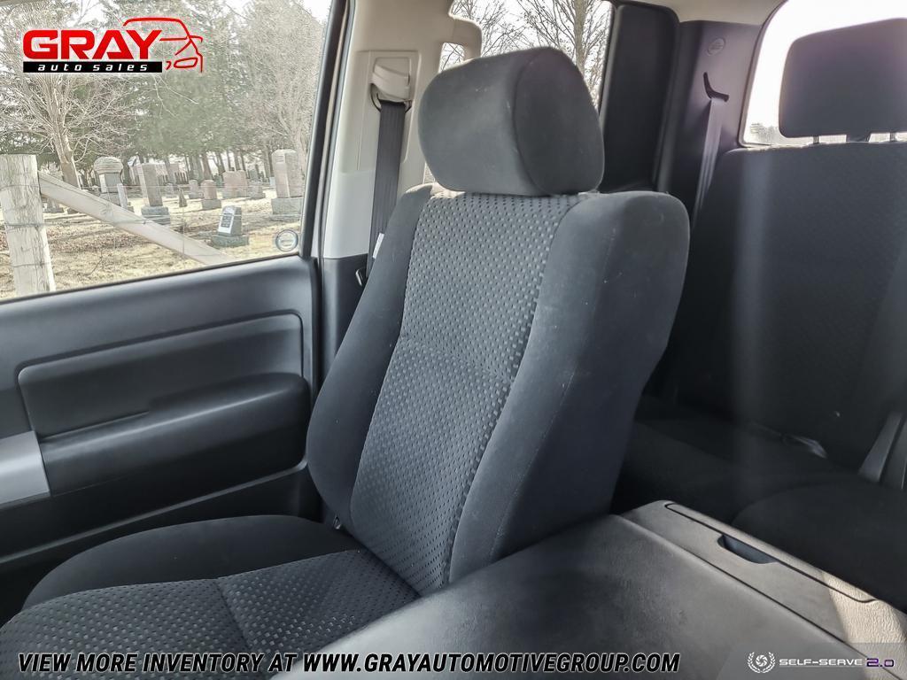 2008 Toyota Tundra 4WD Double Cab 146" 5.7L SR5 - Photo #23