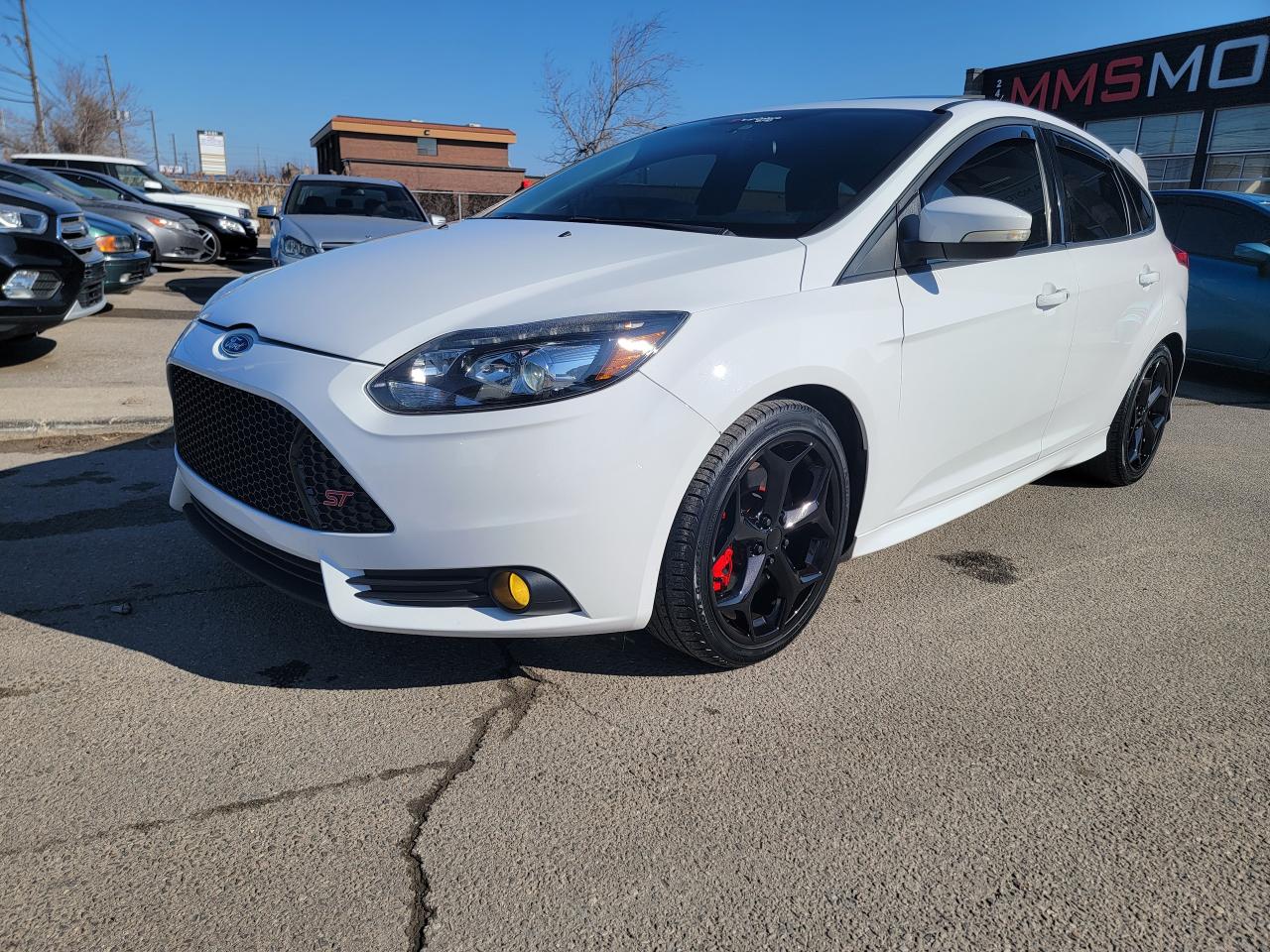 Used 2014 Ford Focus 5dr HB ST for sale in Oakville, ON