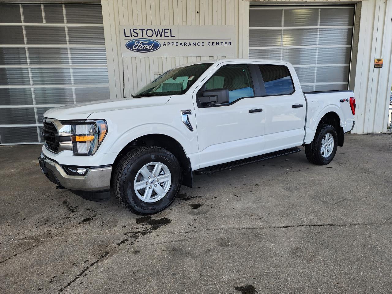 2023 Ford F-150 XLT Photo0