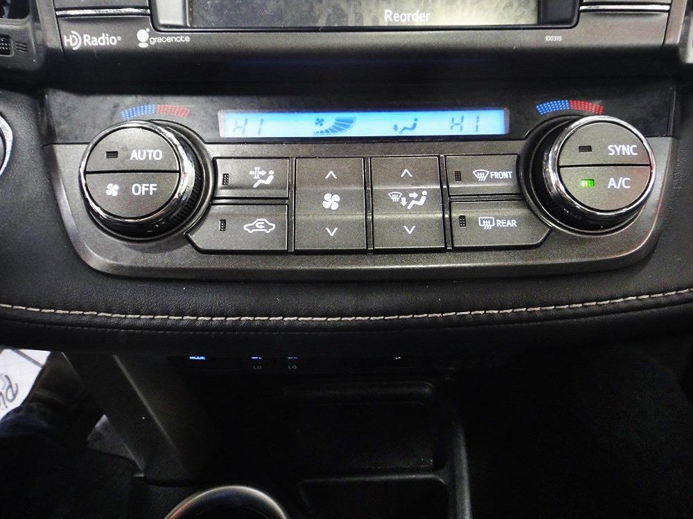 2015 Toyota RAV4 ONE OWNER, NO ACCIDENT, ALL SERVICE RECORDS - Photo #25