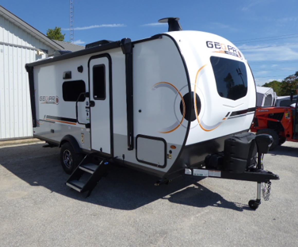 2023 Rockwood RLTG19BH-W 
