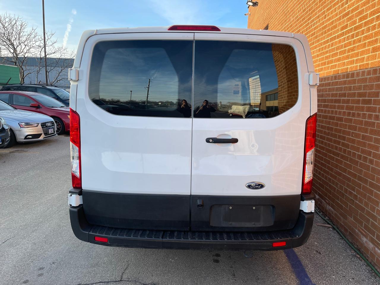 2021 Ford Transit T-150 130" Low Rf 8670 GVWR RWD Photo