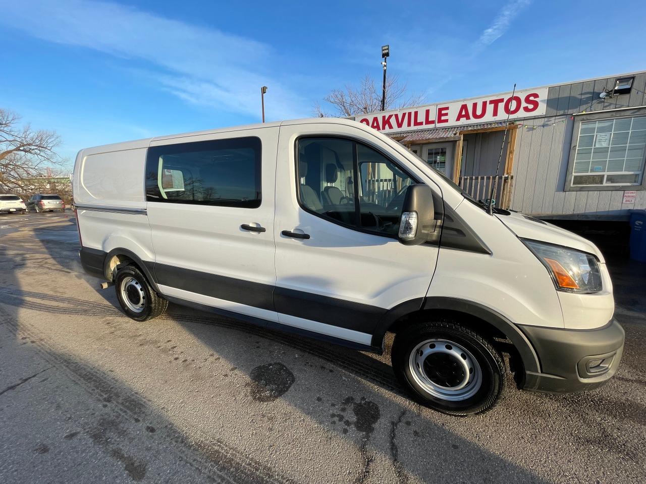 2021 Ford Transit T-150 130" Low Rf 8670 GVWR RWD Photo
