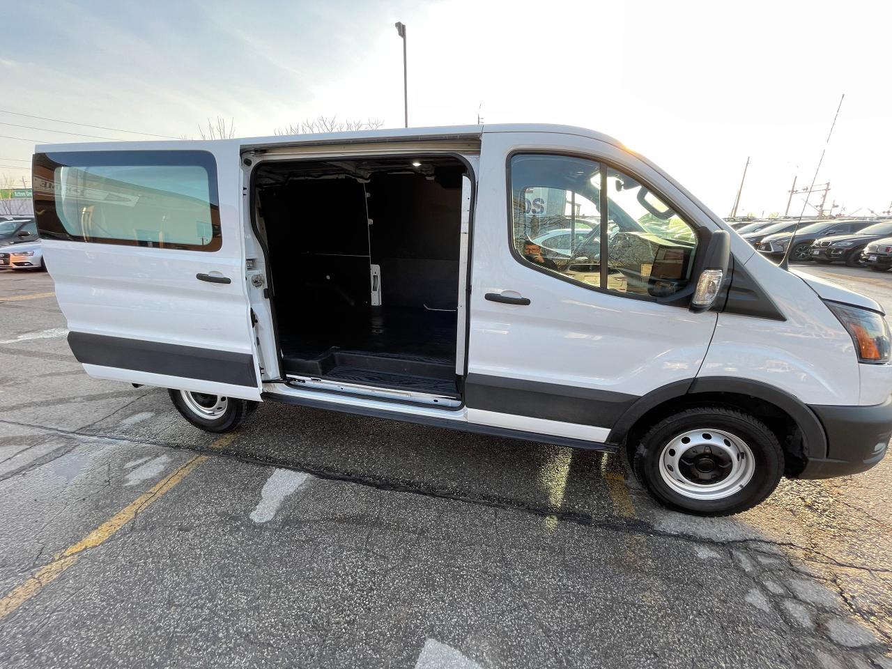 2021 Ford Transit T-150 130" Low Rf 8670 GVWR RWD Photo