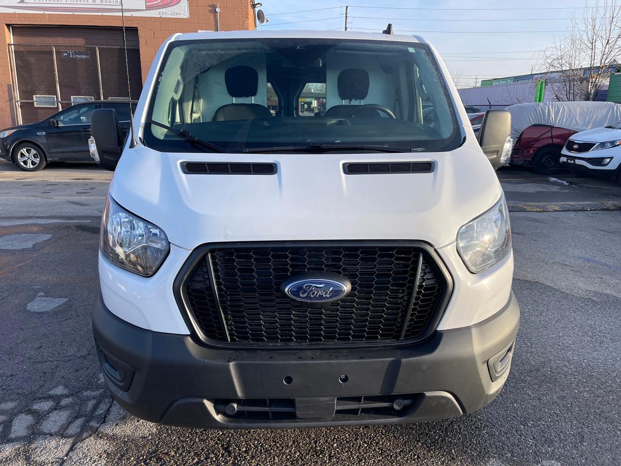 2021 Ford Transit T-150 130" Low Rf 8670 GVWR RWD Photo