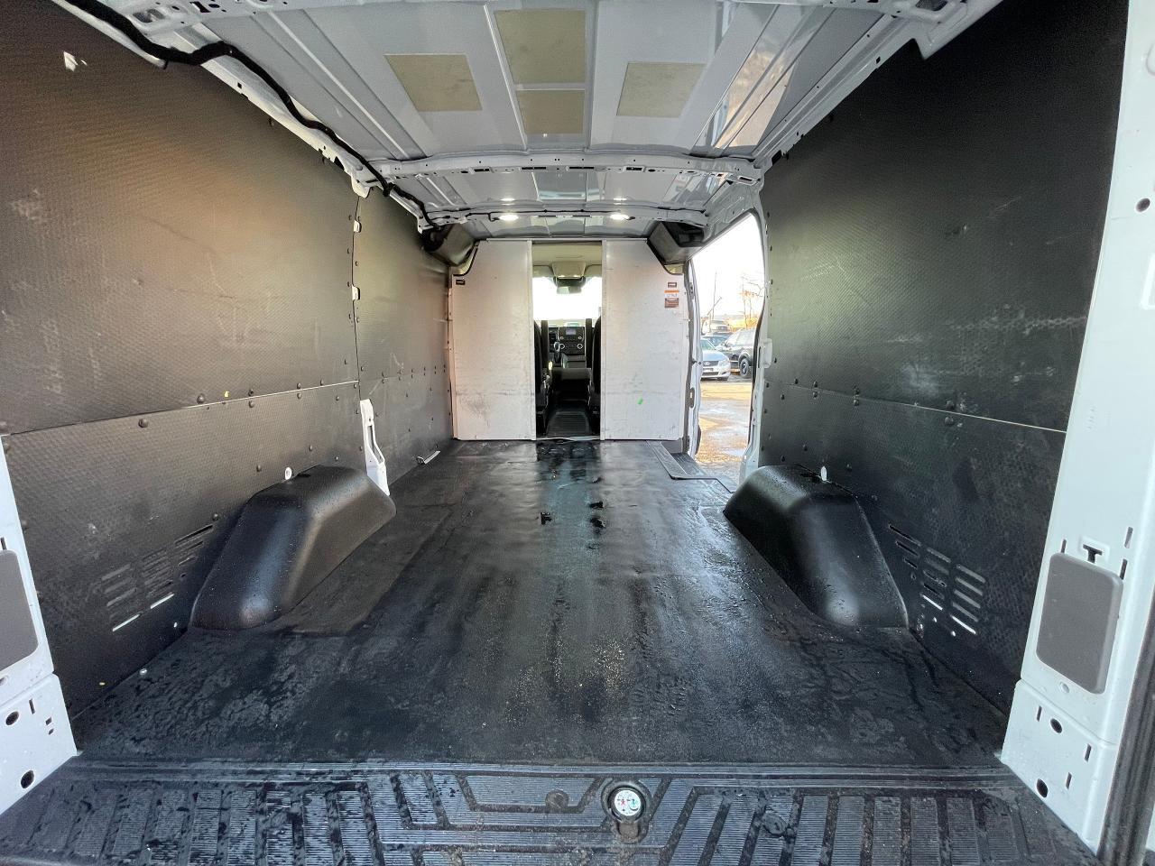 2021 Ford Transit T-150 130" Low Rf 8670 GVWR RWD Photo