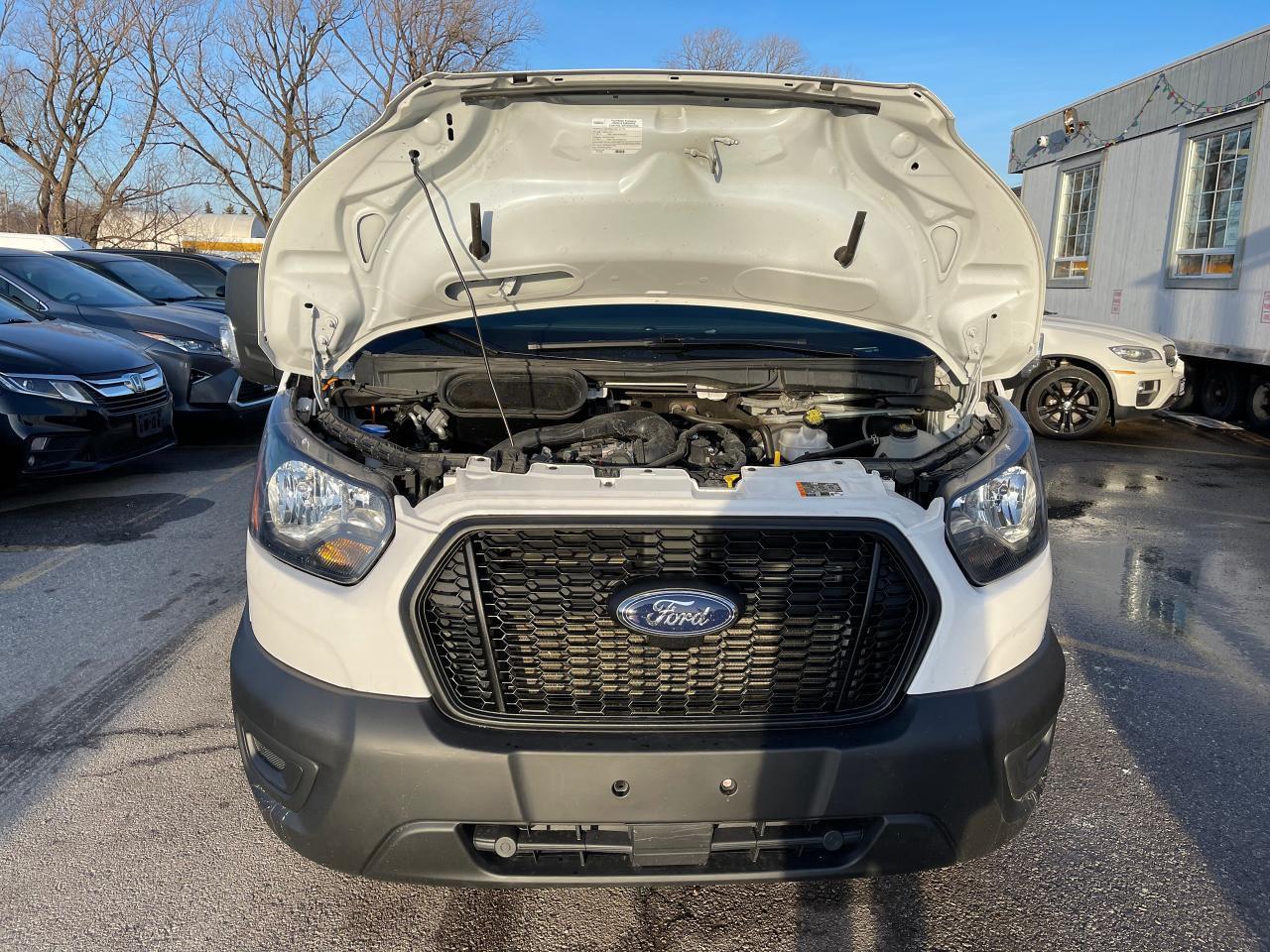 2021 Ford Transit T-150 130" Low Rf 8670 GVWR RWD Photo