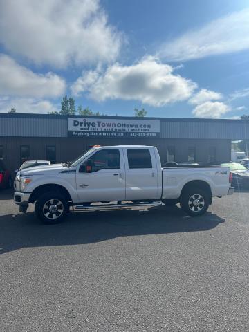 2016 Ford F-350 LARIAT FX4 CREW CAB 4X4 **TURBO DIESEL**