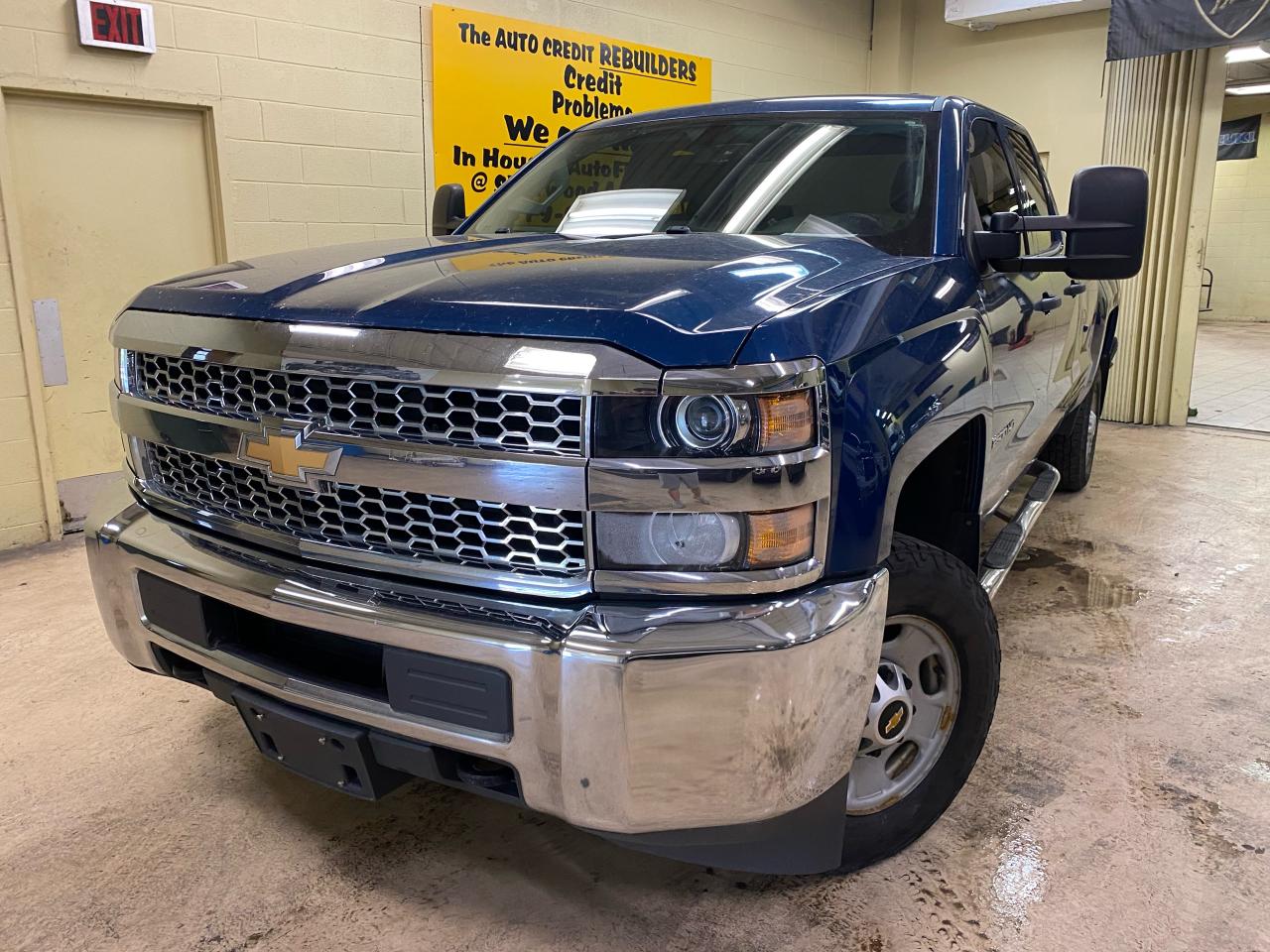 Used 2019 Chevrolet Silverado 2500 Work Truck for sale in Windsor, ON