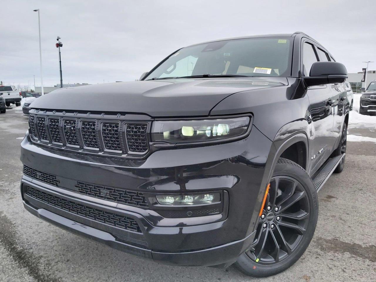 2023 Jeep Grand Wagoneer Series II Photo2